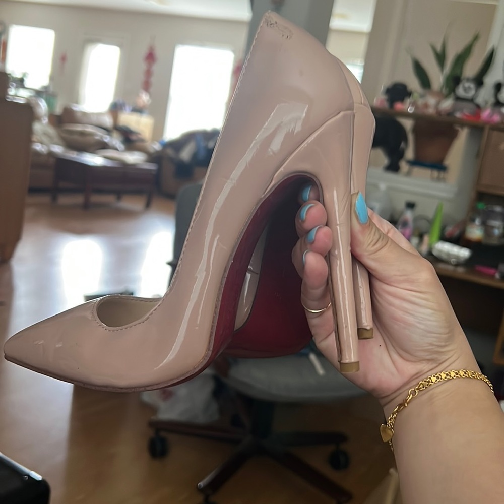 Christian Louboutin sz 37 so kate